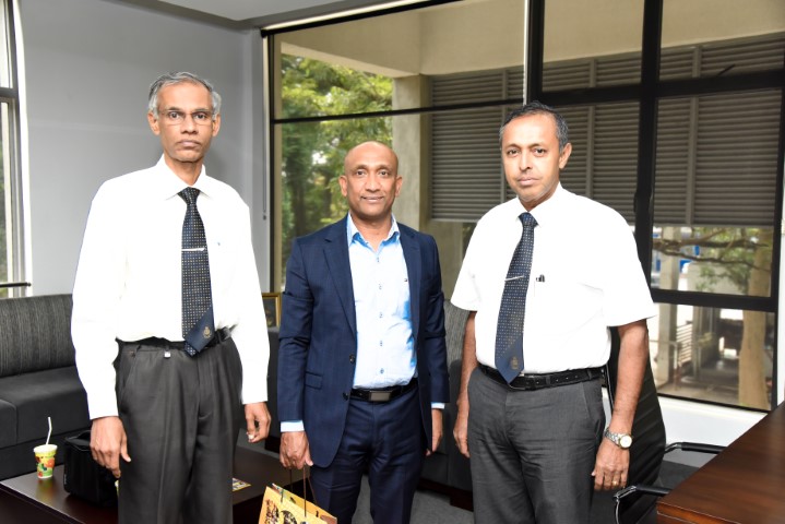 Visit of Prof . Udaya Madawala of University of Auckland, New Zealand