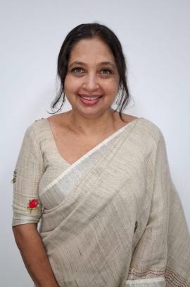 Dr.(Mrs) N. S. Fernando